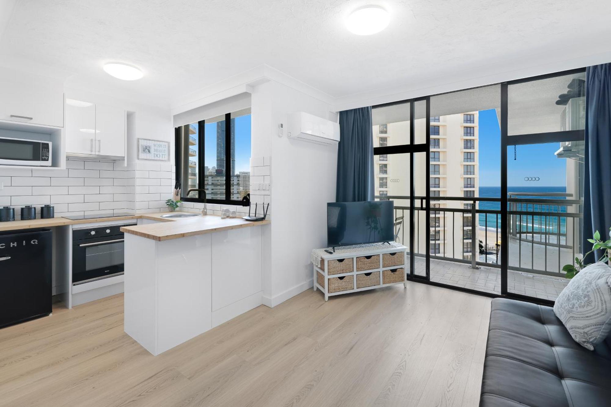U1 - Relaxing “Seaview'S” From Your Balcony Gold Coast Buitenkant foto